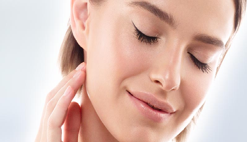 Rejuvenating skin using dermal fillers