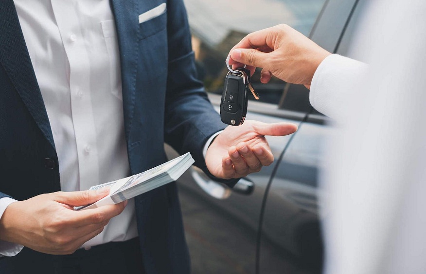 When to Fine-Tune Your Pricing When Selling Your Car Online
