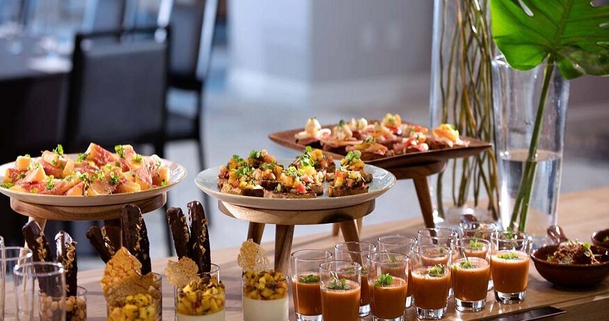 Having the Advantages of Luxury Wedding Catering Services